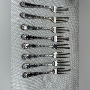 WM Rogers Silverplate set of 8 Enchanted Rose Forks